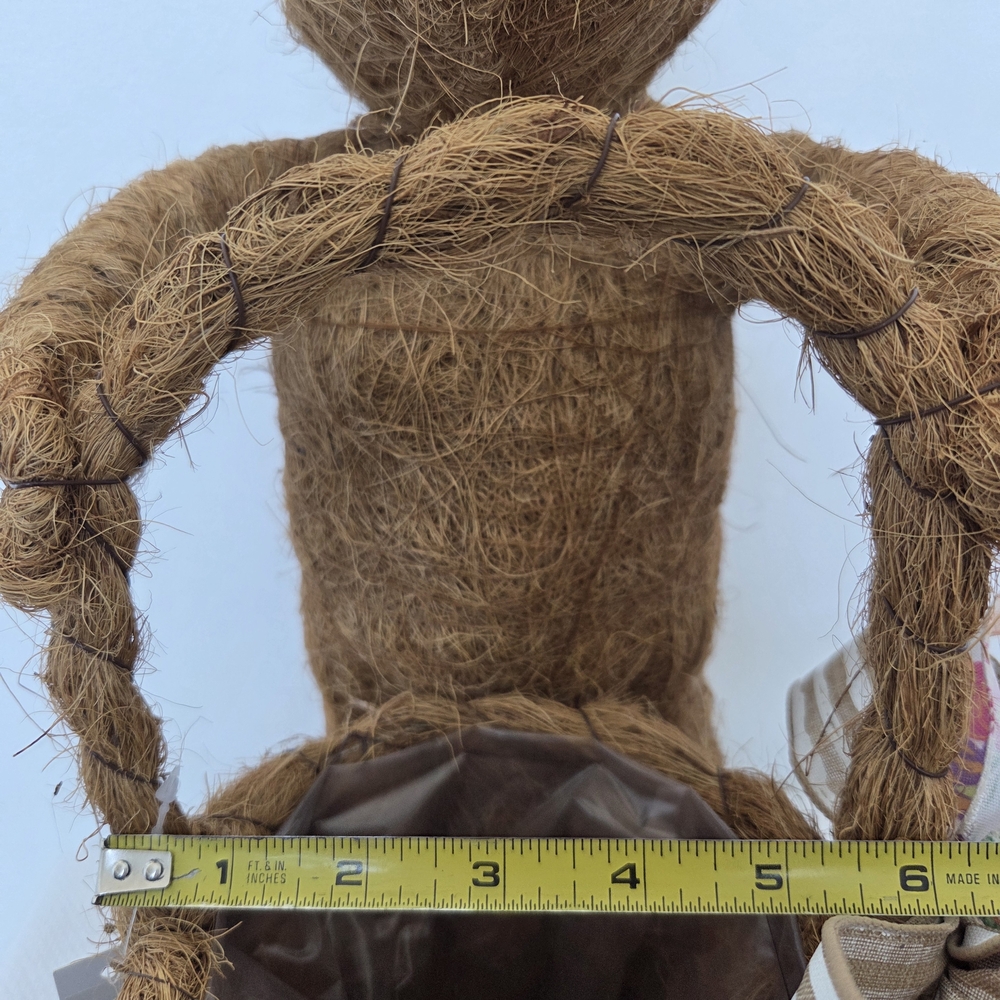 Rustic Rabbit Planter Basket in Natural Brown - Picture 8 of 11